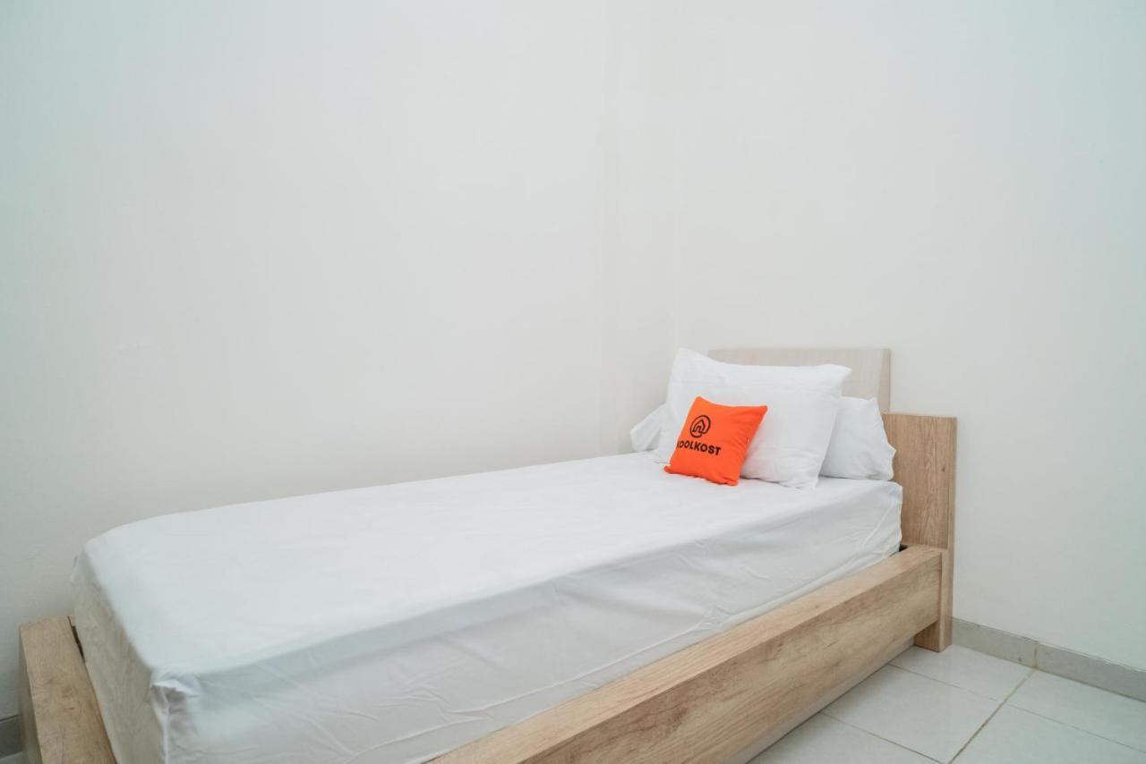 Koolkost Syariah Near Universitas Moestopo Bintaro * Jakarta